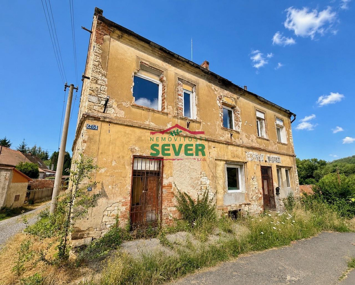 Prodej domu 300 m² s pozemkem 340 m²