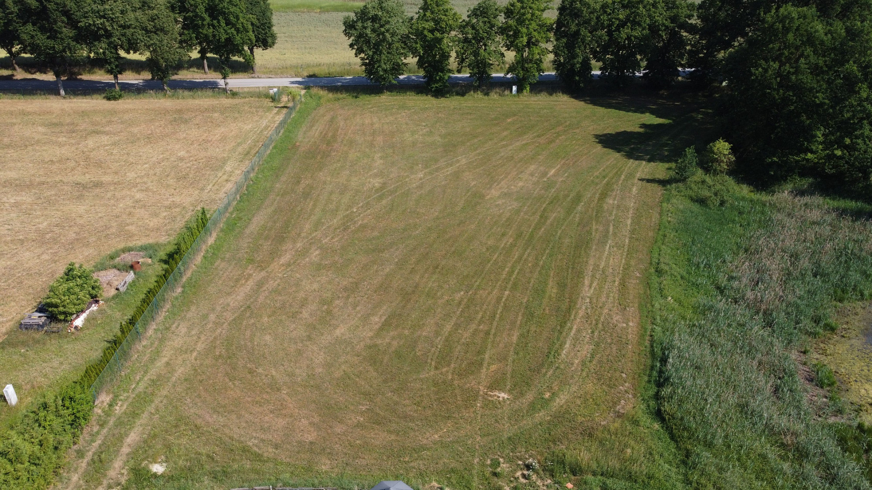 Prodej stavebního pozemku 1 176 m² — photo 2