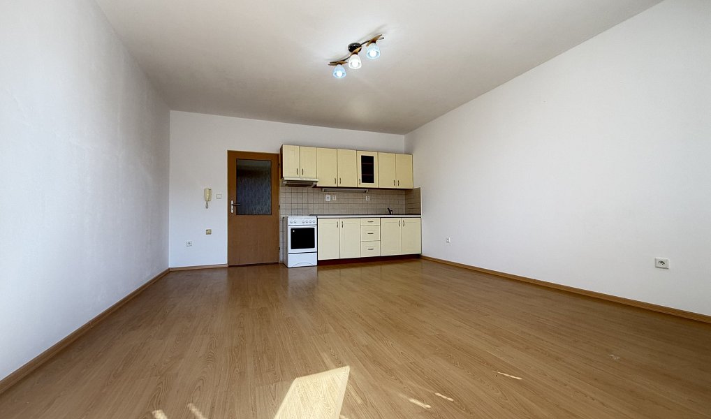 Pronájem bytu 1+kk 32 m², Otrokovice – náhled fotky 7