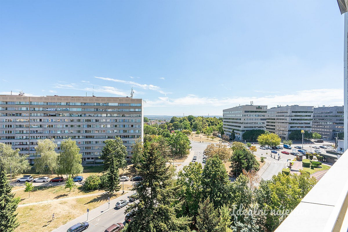 Pronájem bytu 3+1 59 m² – fotografie 3
