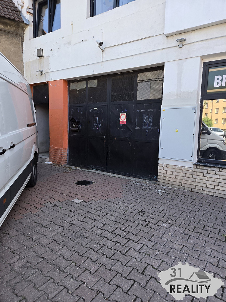 Pronájem skladovacích prostor 160 m² – fotografie 2