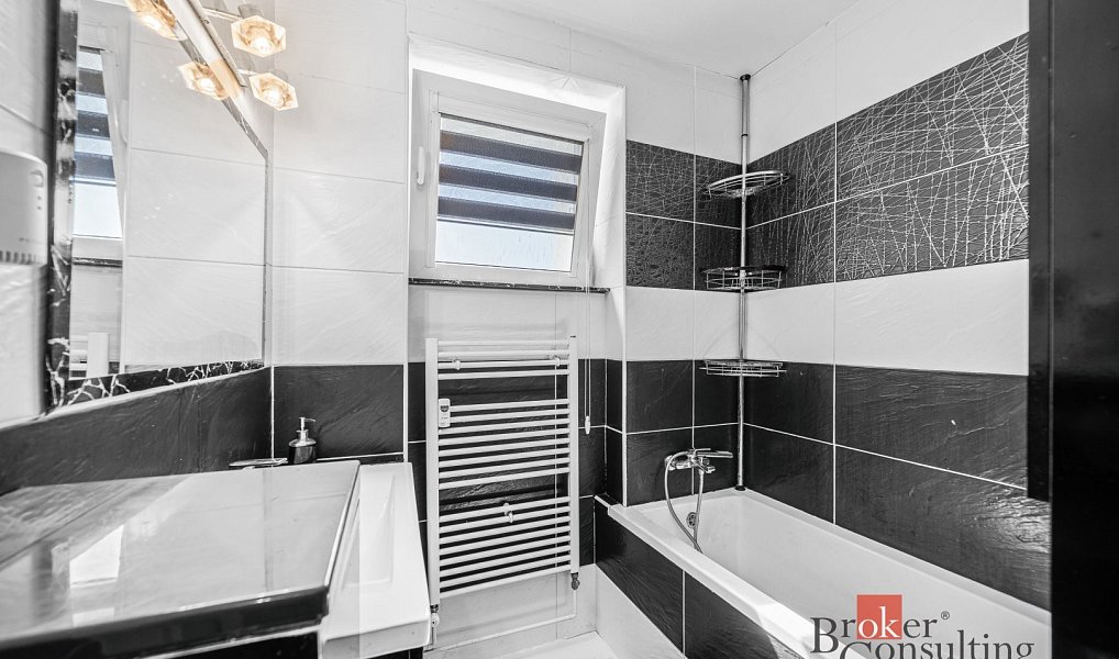 Prodej bytu 3+1 78 m², Chrást – náhled fotky 7