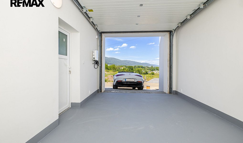 Prodej domu 149 m² s pozemkem 300 m², Košťany – náhled fotky 22