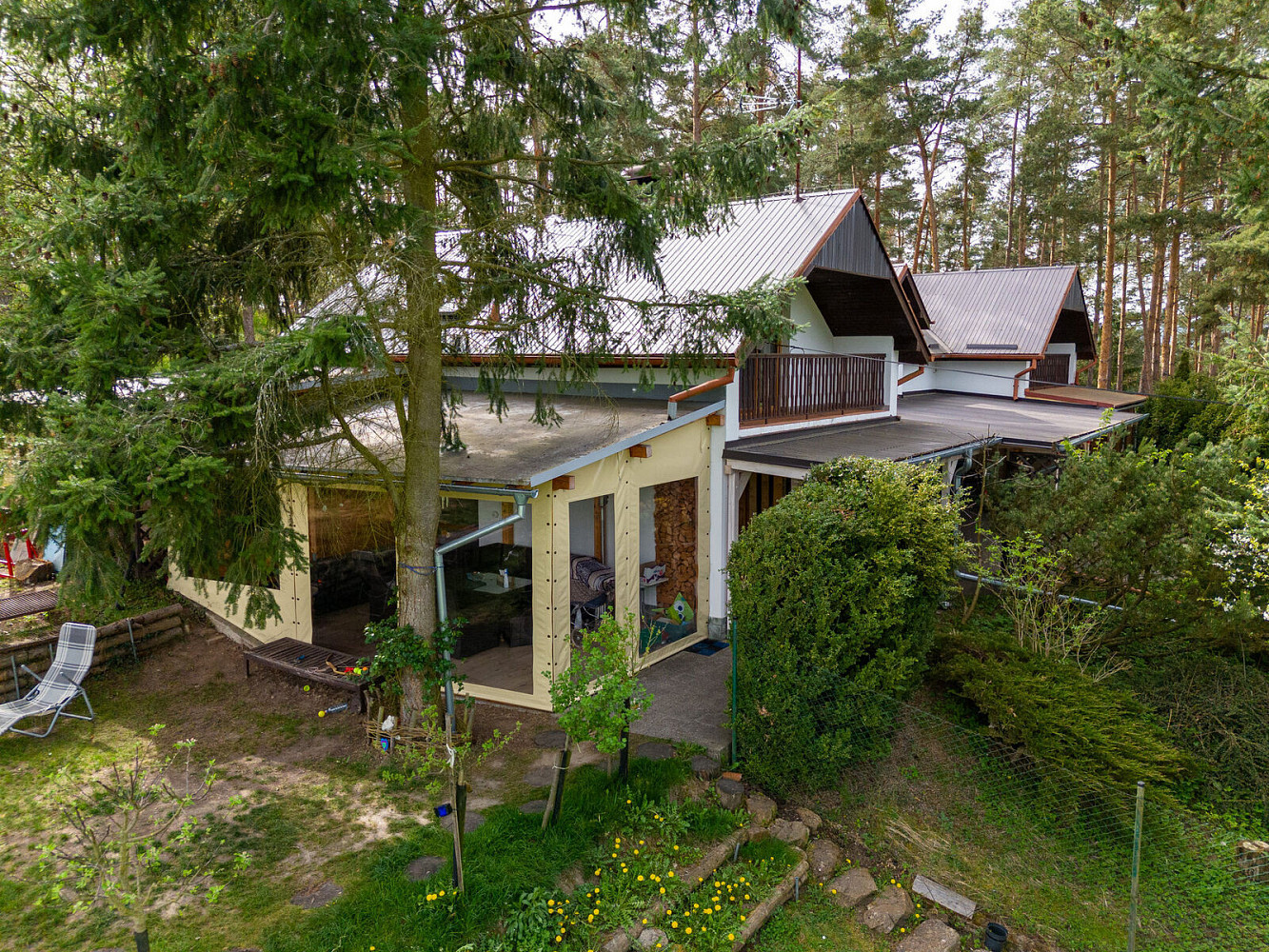 Prodej komerčního objektu (jiného typu) 250 m² – fotografie 3