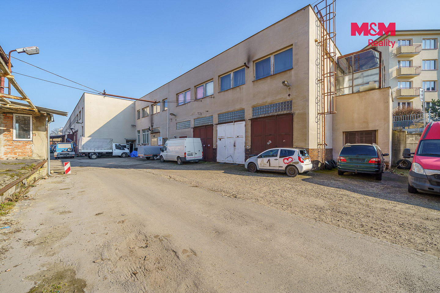 Pronájem kanceláře 3 000 m² – fotografie 3