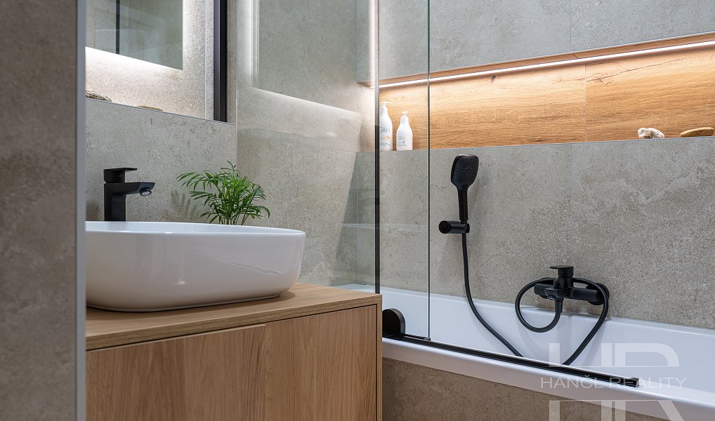 Pronájem bytu 3+1 60 m², Olomouc – náhled fotky 26