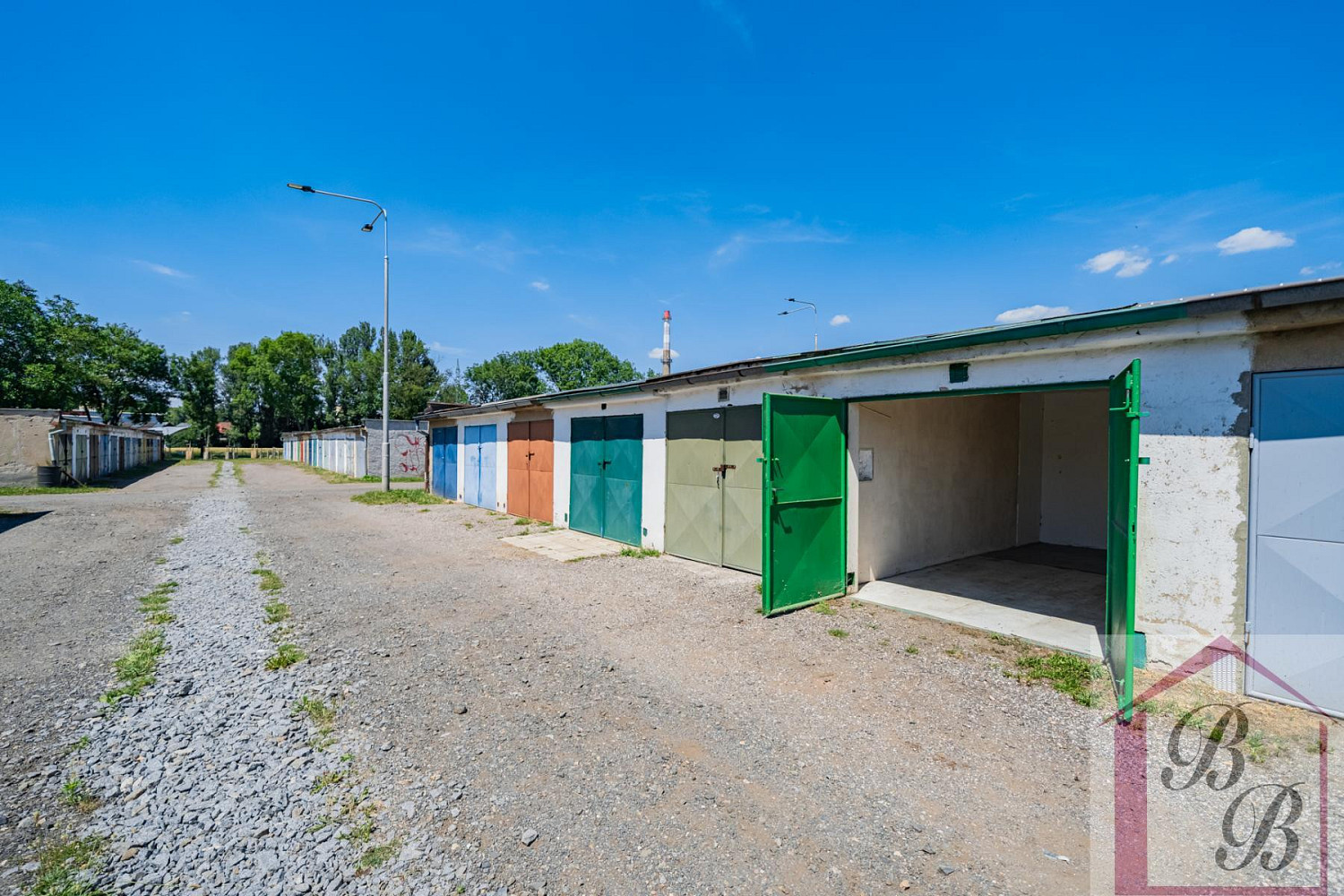 Prodej garáže s pozemkem 18 m2, ul. Platanová, Benátky nad Jizerou, okres Mladá Boleslav