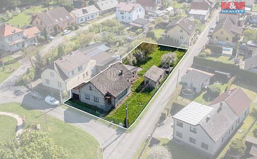 Prodej domu 135 m² s pozemkem 484 m², Podluhy, okres Beroun