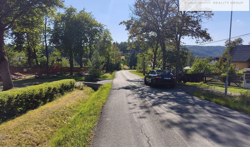 Prodej stavebního pozemku 890 m², Smolné Pece – náhled fotky 9