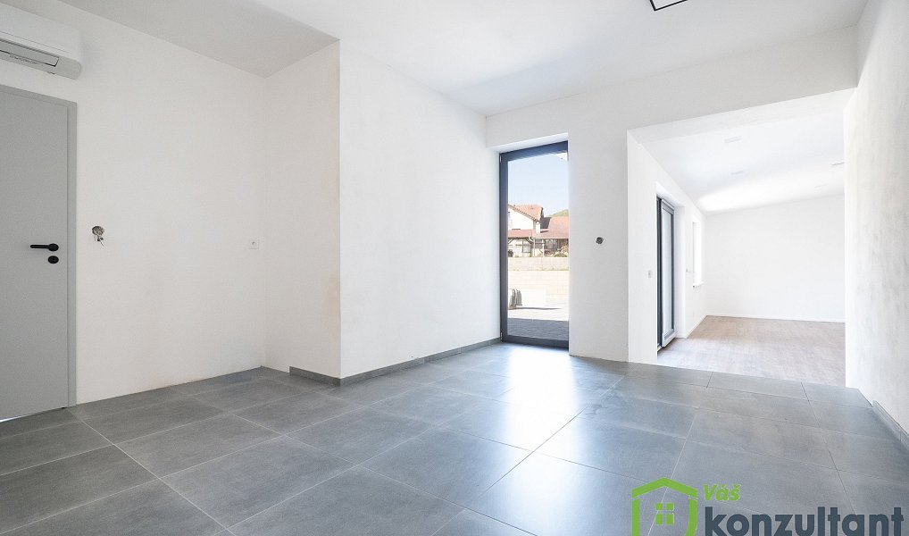 Prodej domu 277 m² s pozemkem 1 014 m², Osek – náhled fotky 8