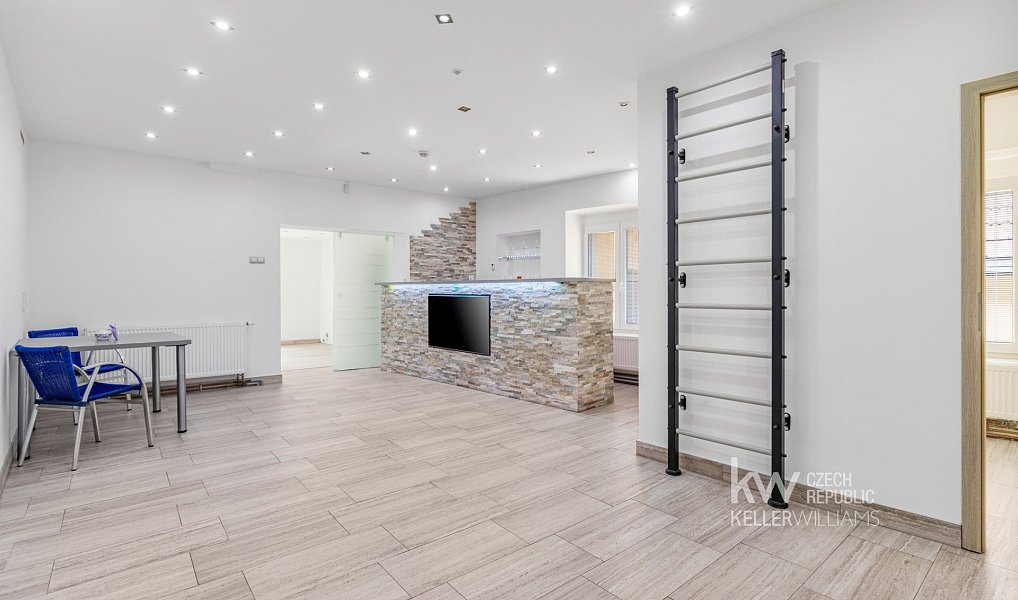 Prodej nájemního domu, činžáku 471 m², Nové Strašecí – náhled fotky 6