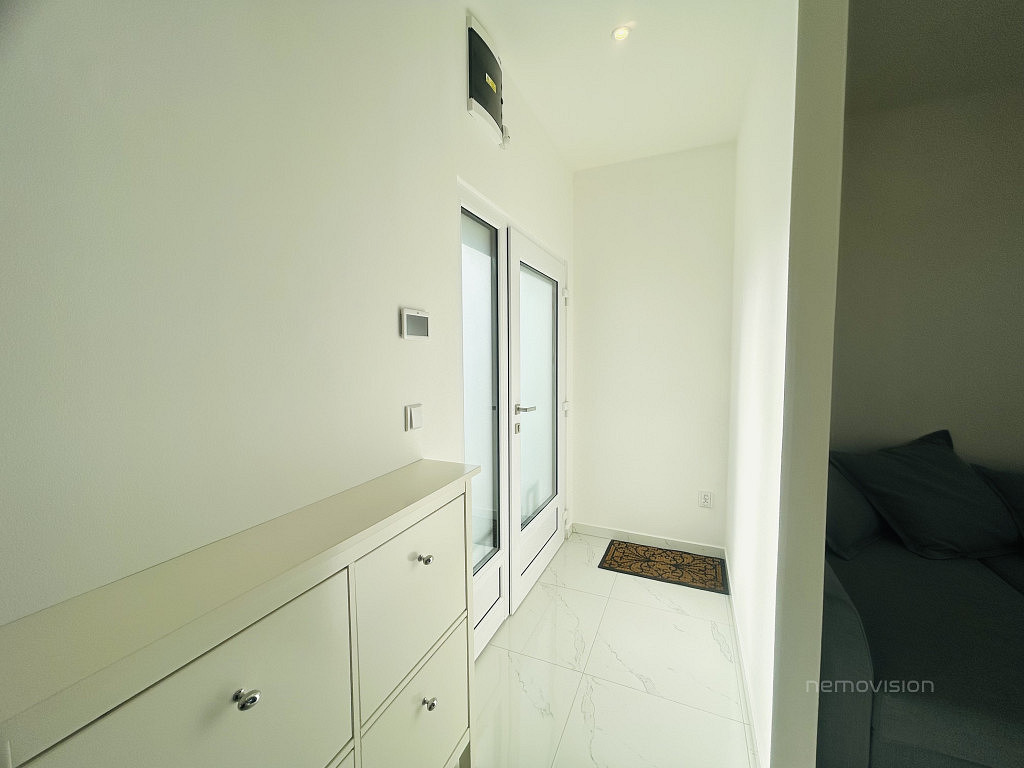 Pronájem bytu 2+kk 55 m² – fotografie 4