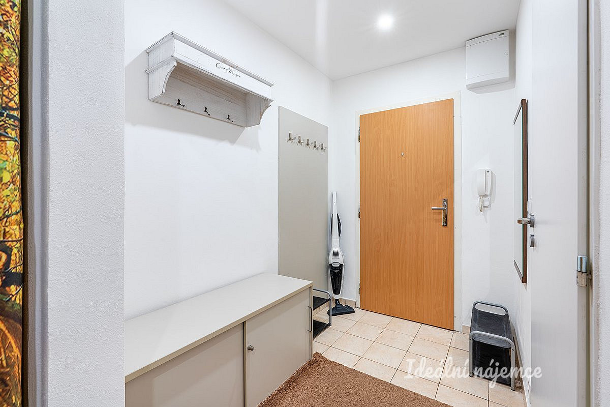 Pronájem bytu 2+kk 42 m² – fotografie 5