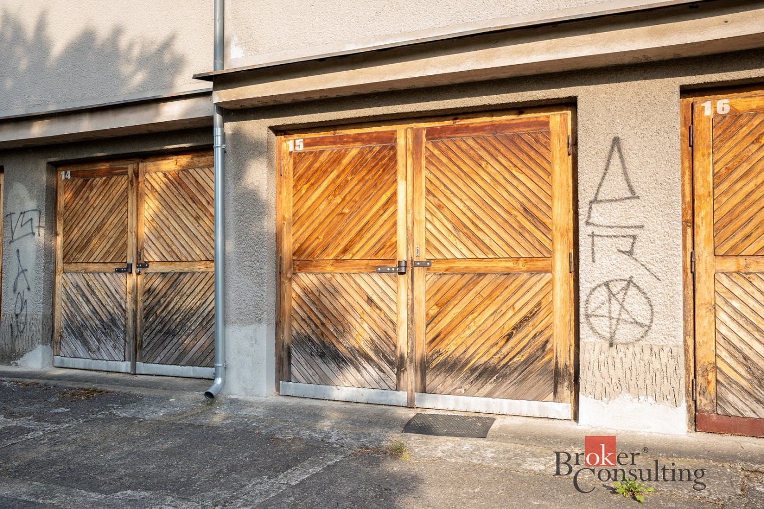 Prodej ostatní, 17 m2, prahau družstva práce — photo 2