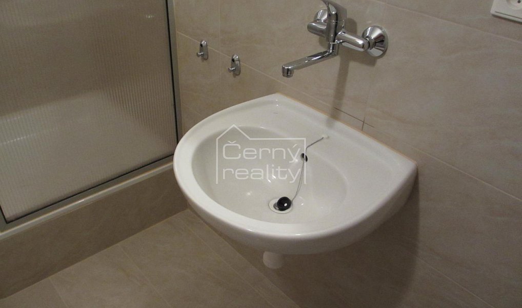 Prodej nájemního domu, činžáku 350 m², Chrudim – náhled fotky 9