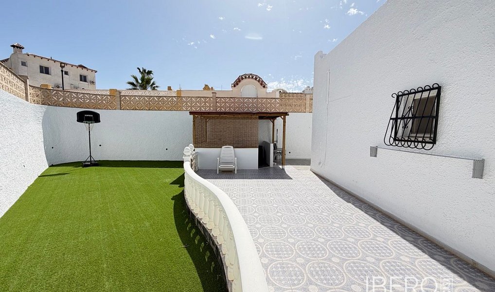 Prodej rodinného domu, 70 m², Villamartin