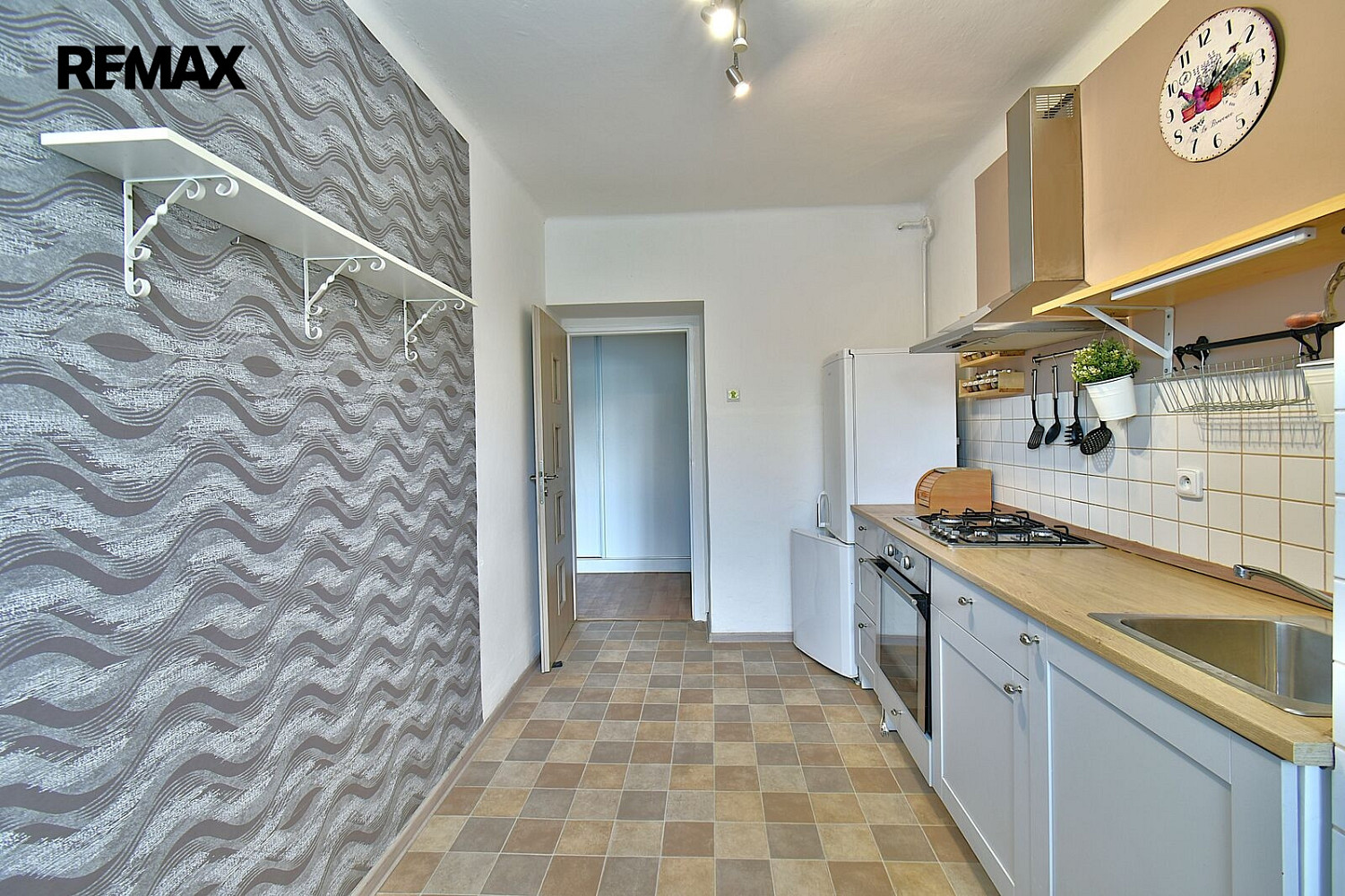 Pronájem bytu 2+1 55 m² – fotografie 4