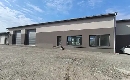 Pronájem skladovacích prostor 400 m²