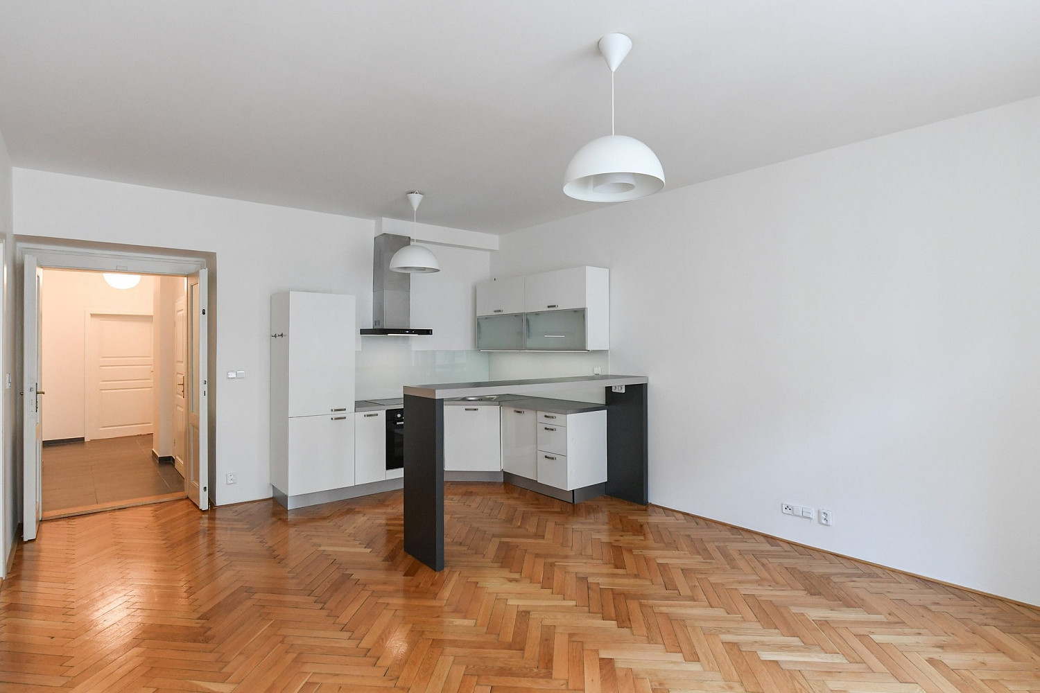 Pronájem bytu 3+kk 84 m² – fotografie 5