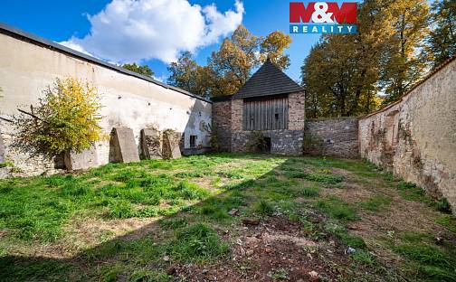 Prodej obchodních prostor 476 m², Komenského, Polička - Polička-Město, okres Svitavy