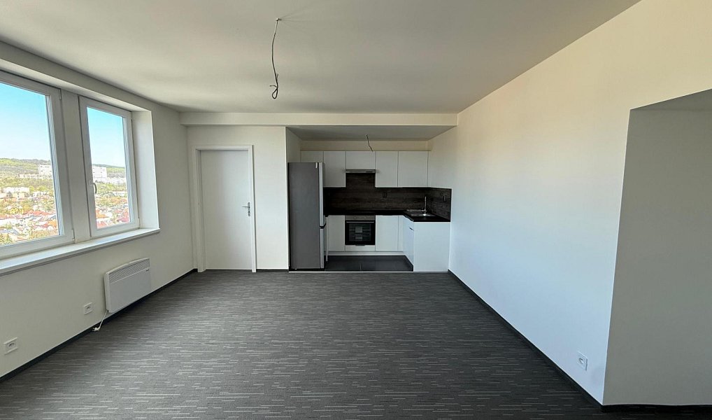 Pronájem bytu 3+kk 103 m², Chomutov – náhled fotky 2