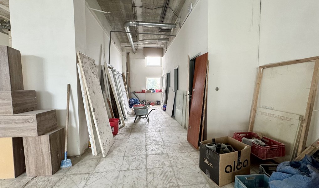 Pronájem obchodních prostor 350 m², Sokolov – náhled fotky 13