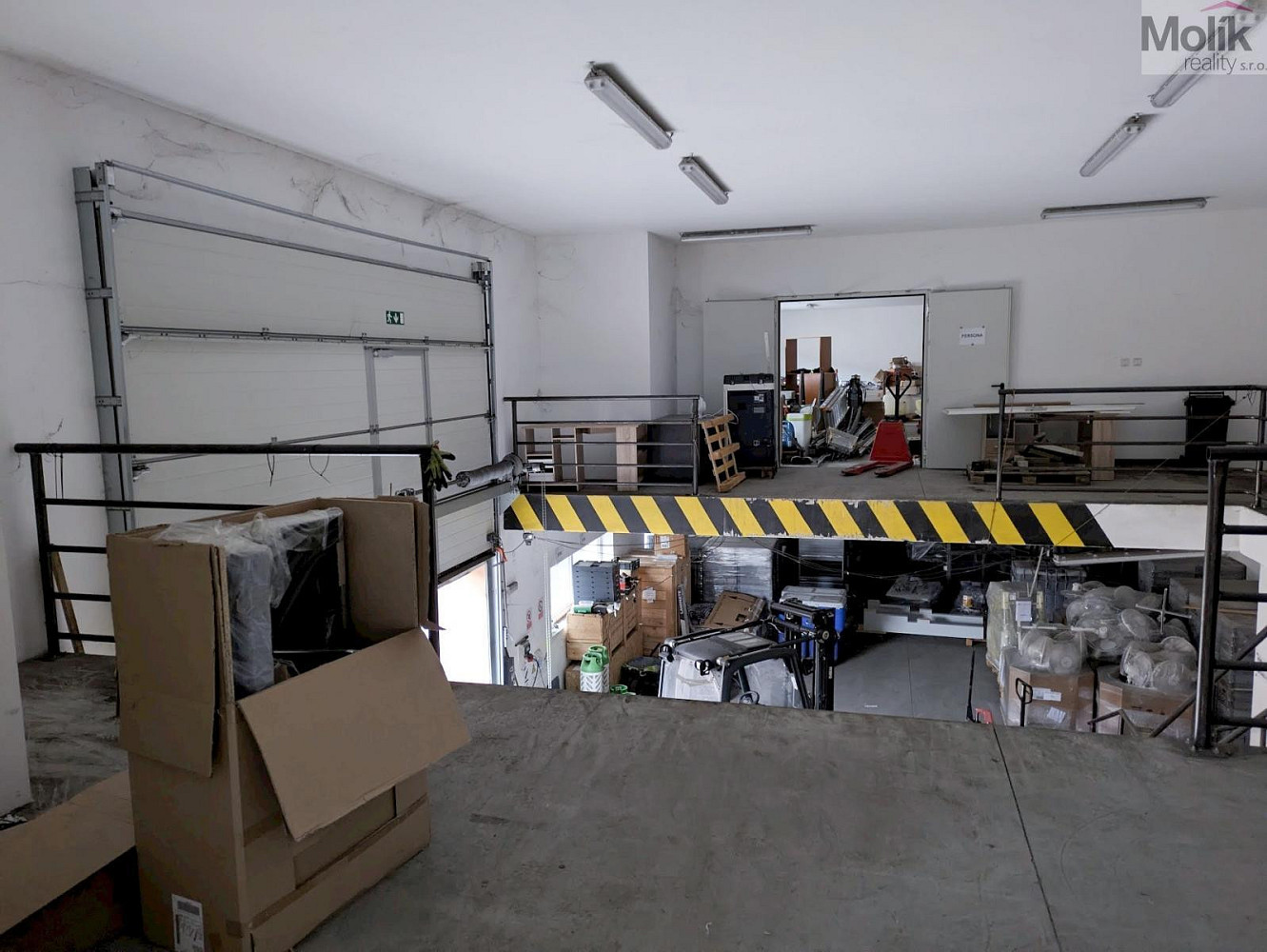 Pronájem skladovacích prostor 200 m² – fotografie 3