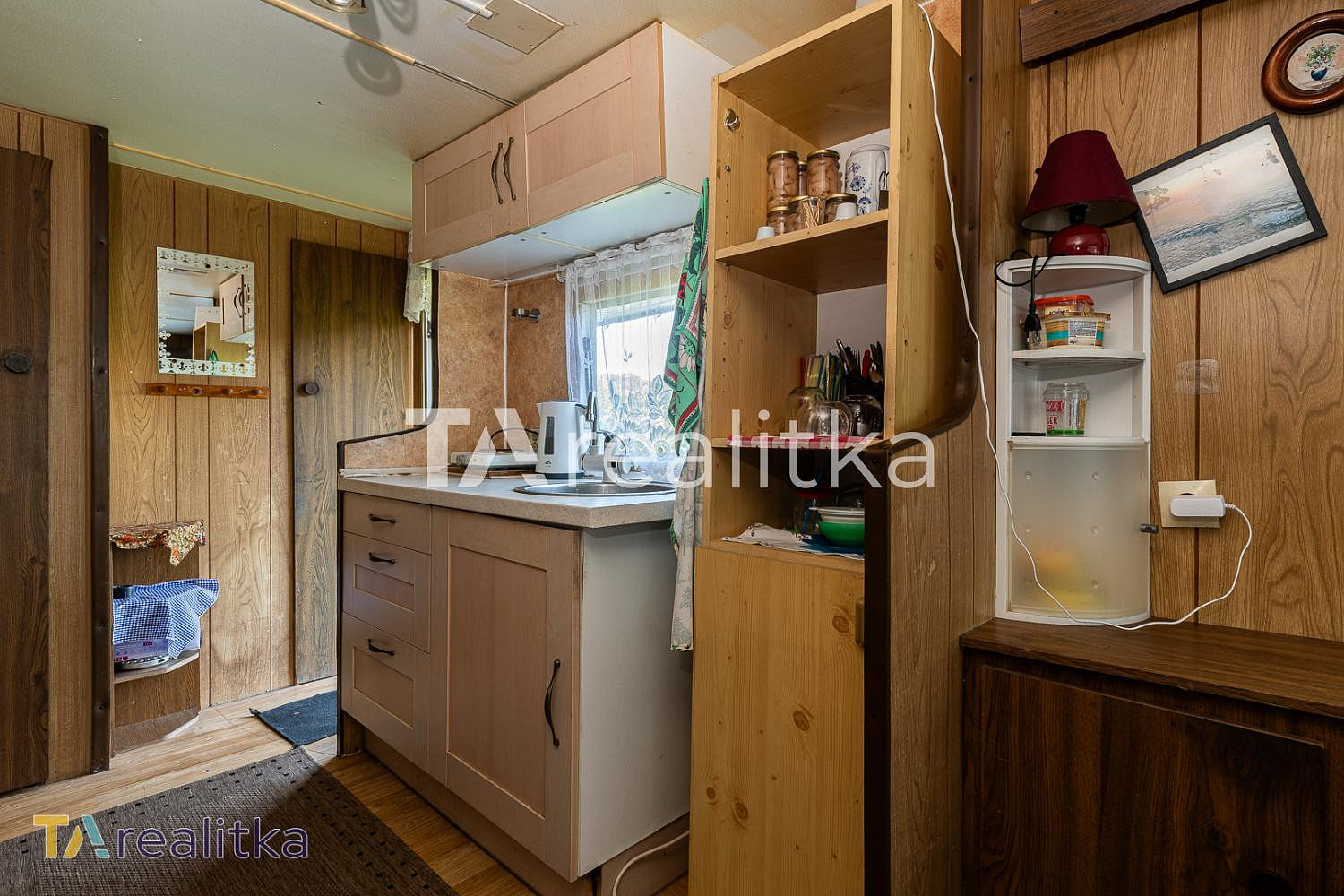 Prodej stavebního pozemku 1 884 m² — photo 4