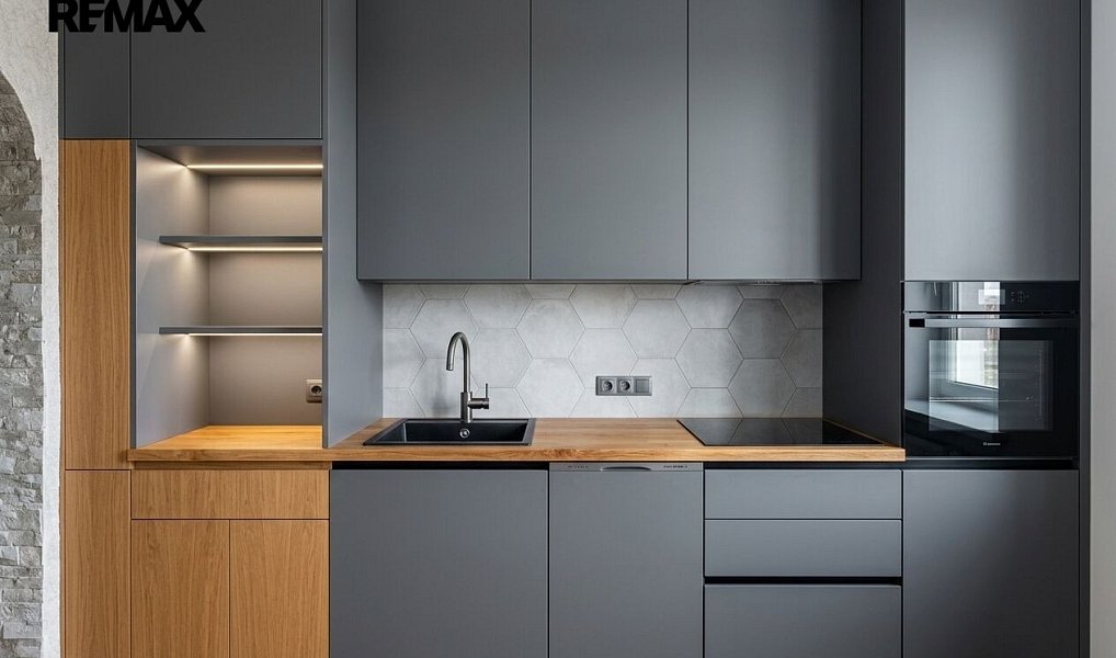 Prodej bytu 2+1 54 m², Úpice – náhled fotky 9