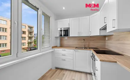 Prodej bytu 3+1 76 m², Průběžná, Rakovník - Rakovník II
