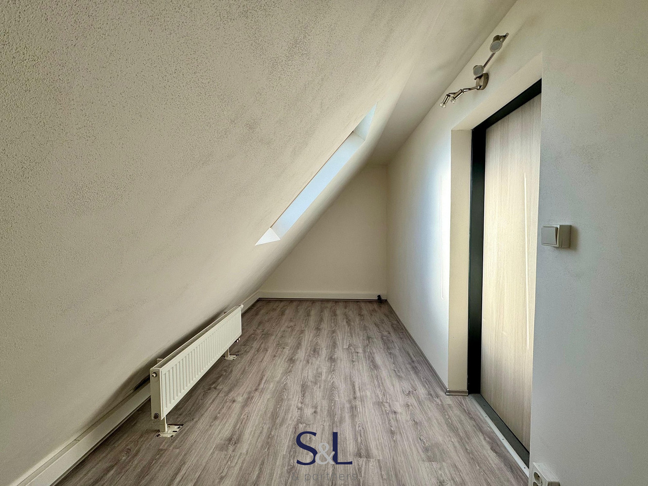 Pronájem bytu 2+kk 37 m² – fotografie 5