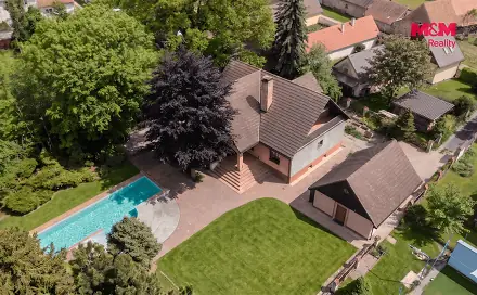 Prodej domu 300 m² s pozemkem 4 182 m², Jankov - Jankovská Lhota, okres Benešov