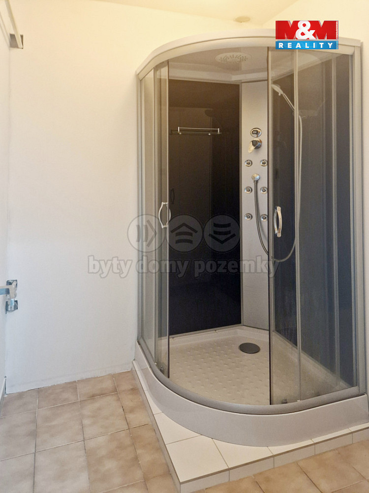 Pronájem obchodních prostor 145 m² — photo 4
