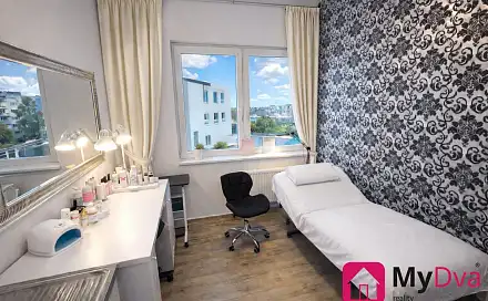 Pronájem obchodních prostor 11 m², Holandská, Znojmo