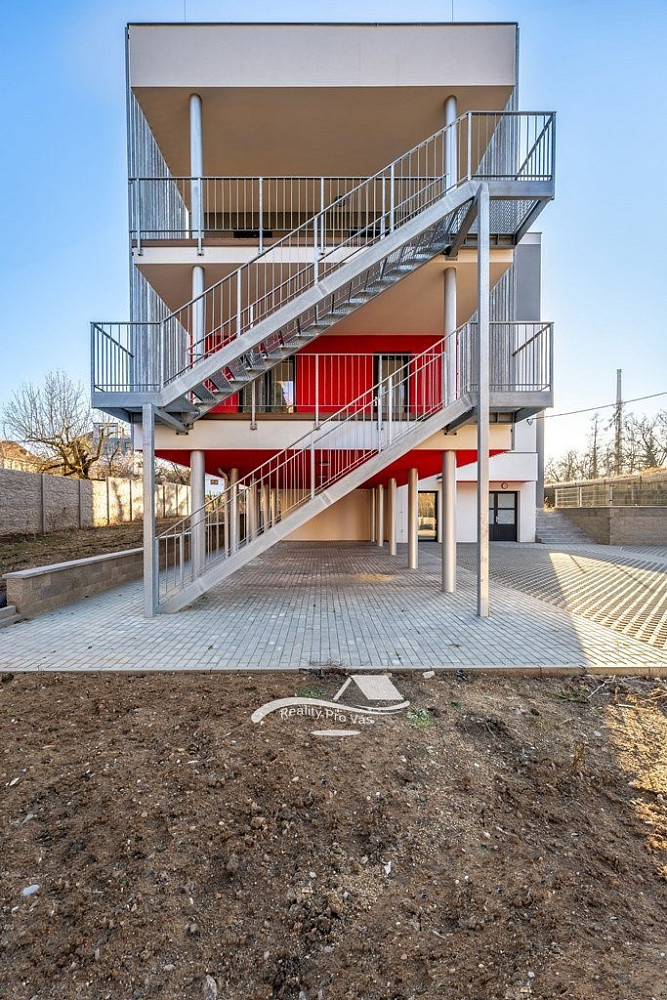 Pronájem bytu 2+kk 66 m²