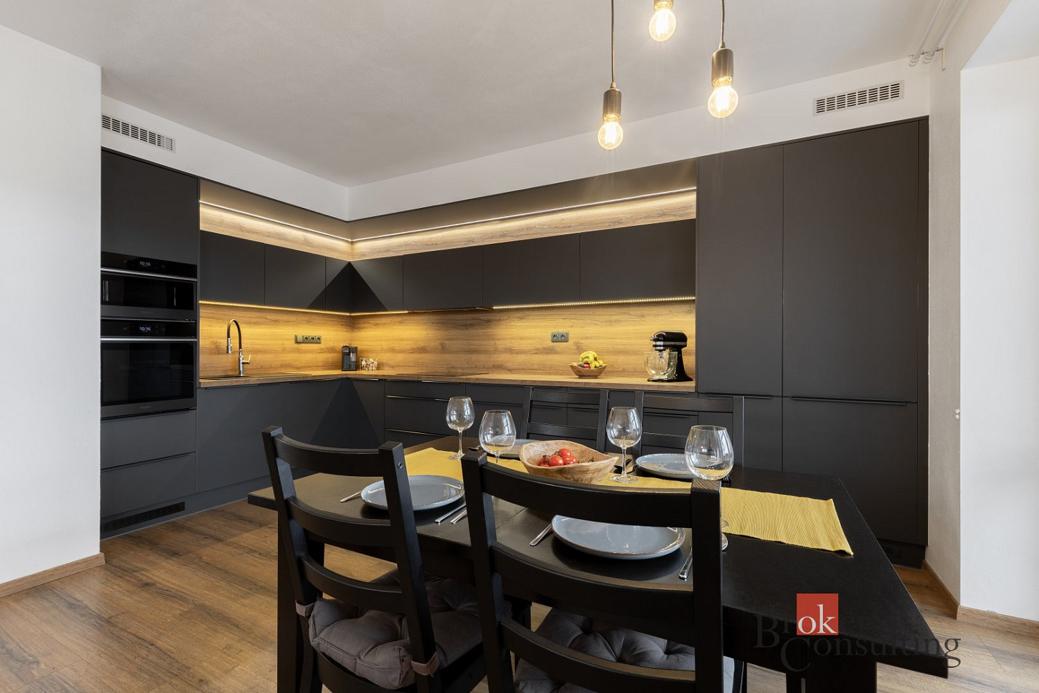 Prodej bytu 4+kk 97 m² – fotografie 2