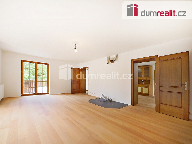 Prodej domu 286 m² s pozemkem 3 176 m² – pohled 6