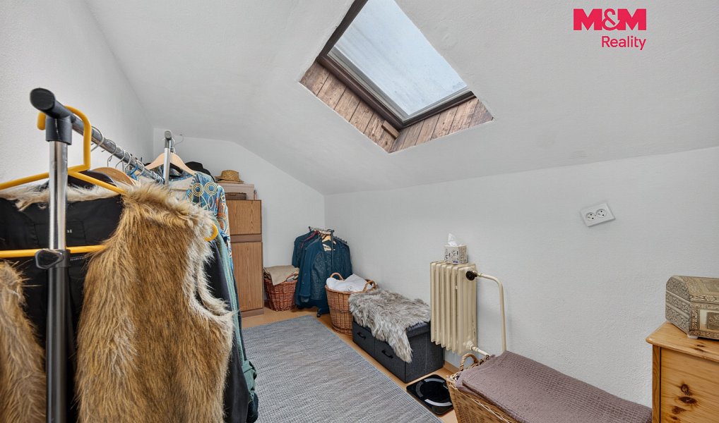 Prodej domu 190 m² s pozemkem 143 m², Kunžak – náhled fotky 18