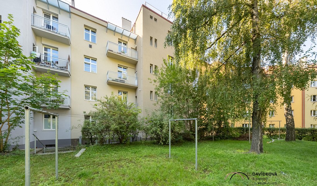 Prodej bytu 1+kk 33 m², Praha – náhled fotky 16