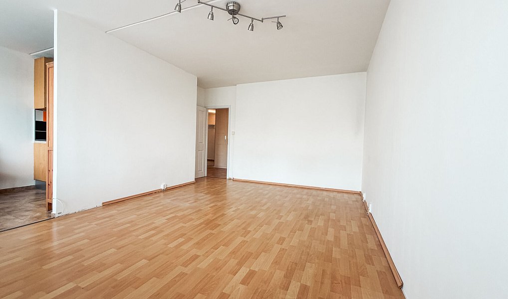 Pronájem bytu 3+1 80 m², Praha – náhled fotky 2