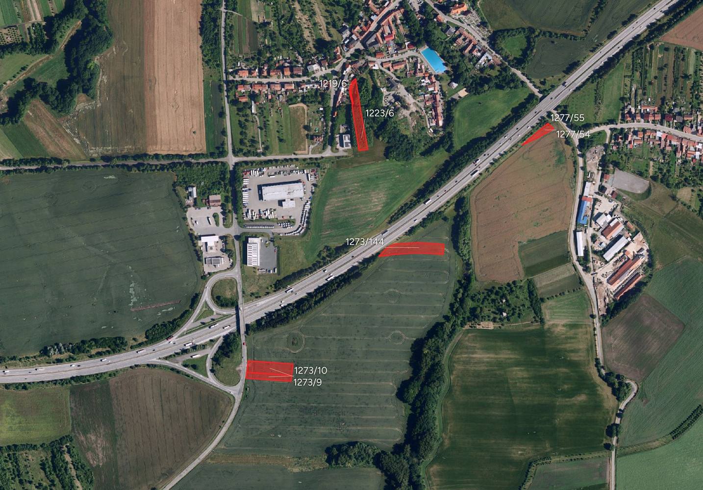 Prodej pole 11 440 m²
