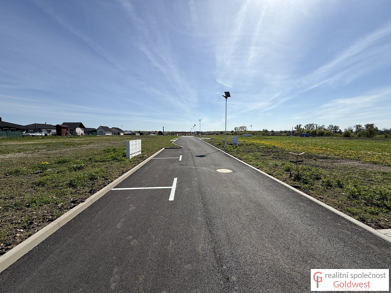 Prodej stavebního pozemku 928 m² – fotografie 4