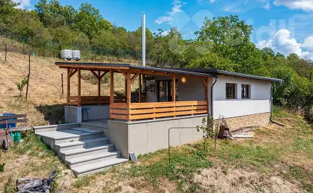 Prodej chaty/chalupy 40 m² s pozemkem 1 344 m², Velké Žernoseky, okres Litoměřice