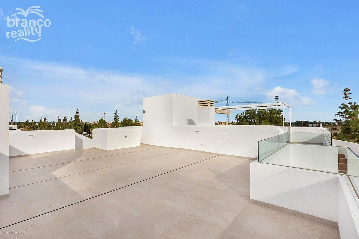 Piso 3+kk – Los Alcázares - Más