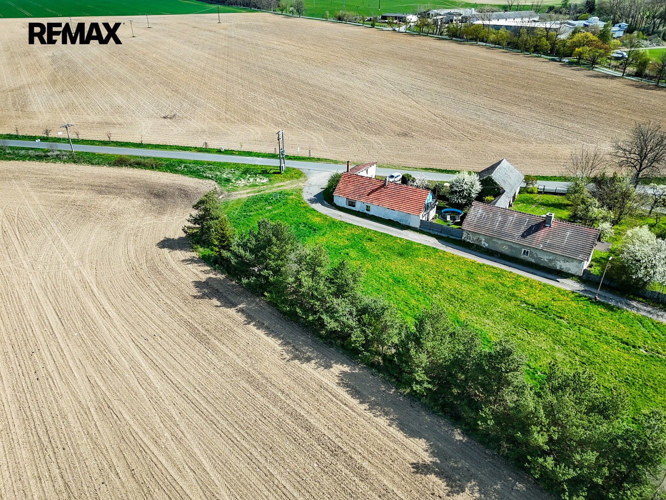 Prodej stavebního pozemku 942 m² - Więcej