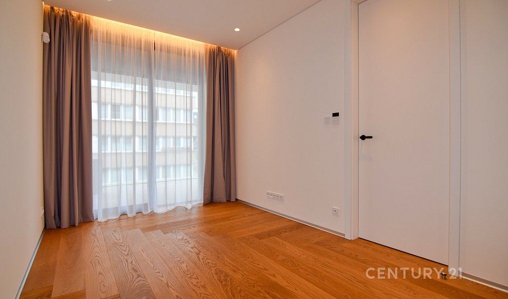 Pronájem bytu 3+kk 101 m², Praha – náhled fotky 15