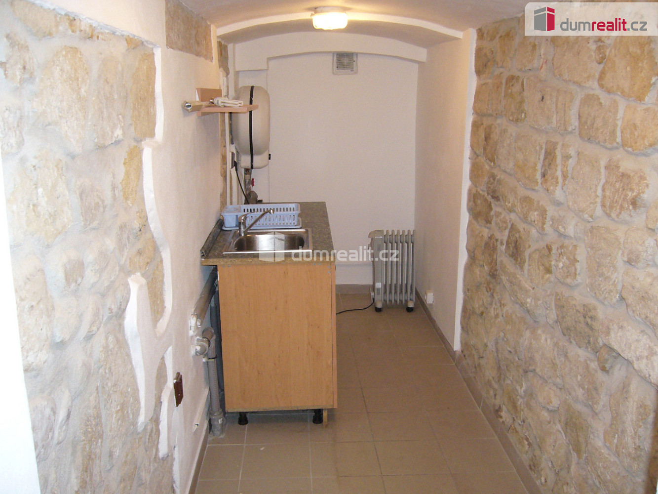 Pronájem obchodních prostor 40 m² — photo 5