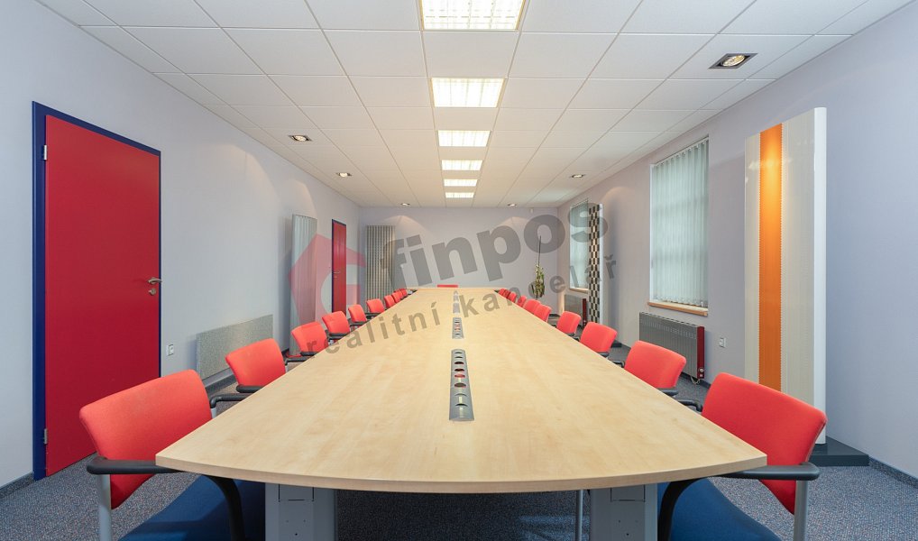 Pronájem kanceláře 712 m², Sezimovo Ústí – náhled fotky 2