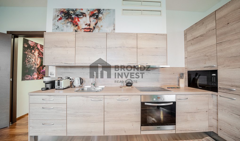 Pronájem bytu 2+kk 75 m², Praha – náhled fotky 5