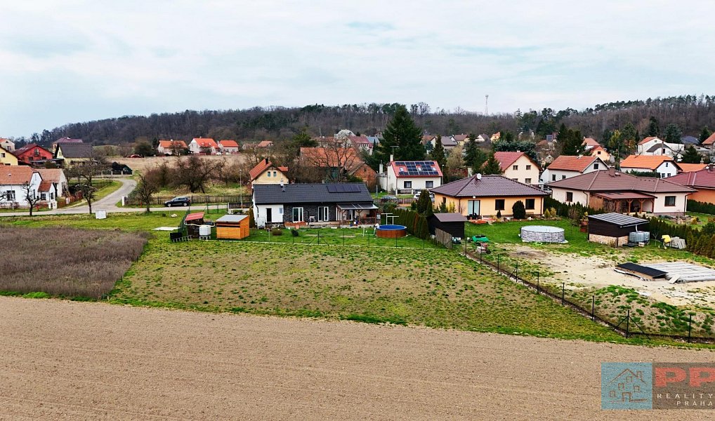 Prodej stavebního pozemku 893 m², Všejany – náhled fotky 9